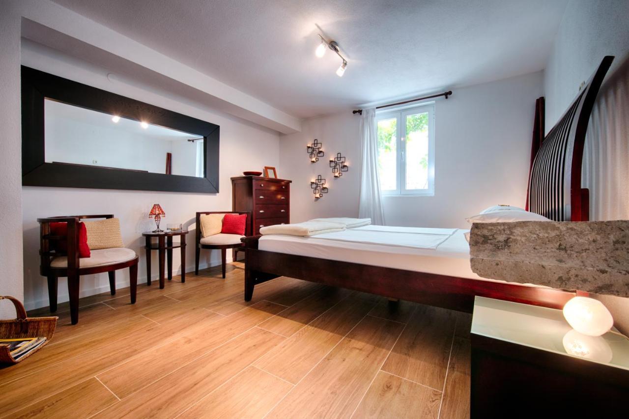 B&B Villa Vis Extérieur photo